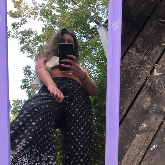 Lace Crop Trop - Picture 3 of 3